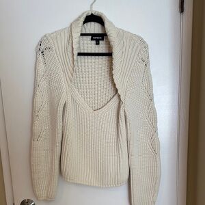 Express Cream V-Neck Sweater with Chunky Knit